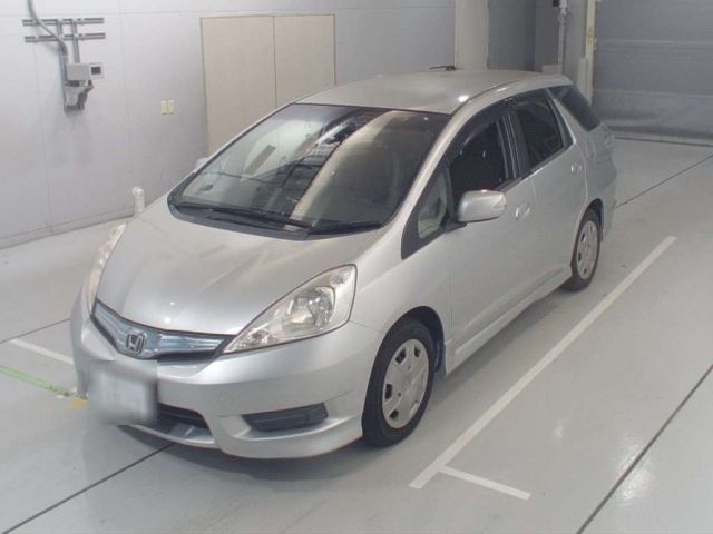 90286 Honda Fit shuttle GP2 2011 г. (CAA Chubu)